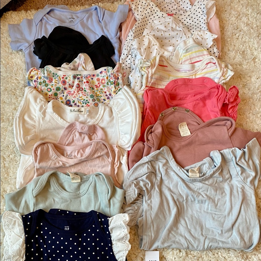 18-24 onesie bundle